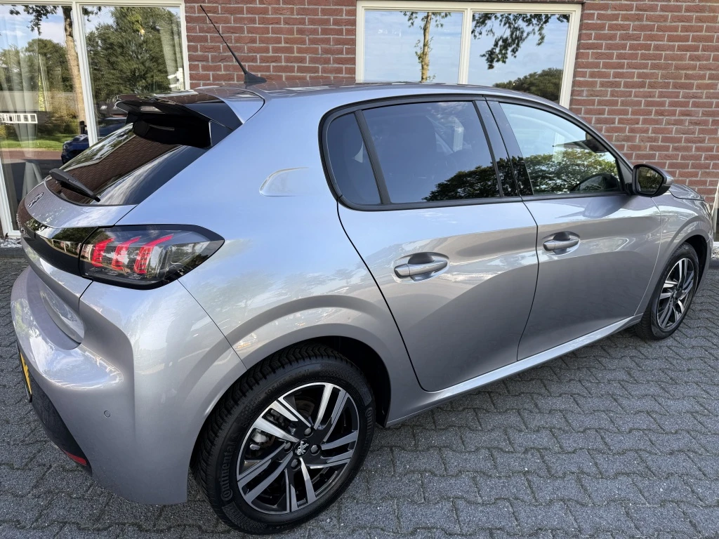 Peugeot 208 – foto 7
