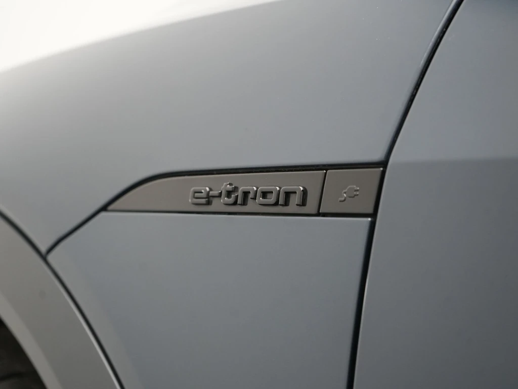 Audi Q8 e-tron – foto 44