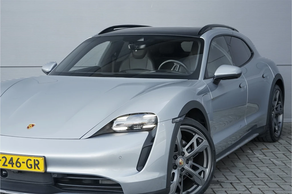 Porsche Taycan – foto 2