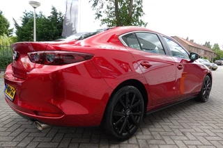 Mazda 3 – thumbnail 5