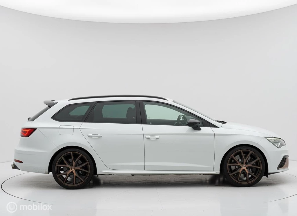 SEAT Leon – foto 7