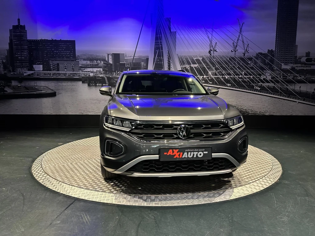 Volkswagen T-Roc – foto 16