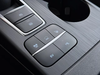 Ford Kuga – thumbnail 23