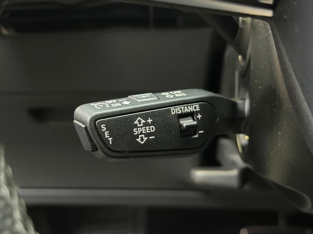 Audi Q8 e-tron – foto 17
