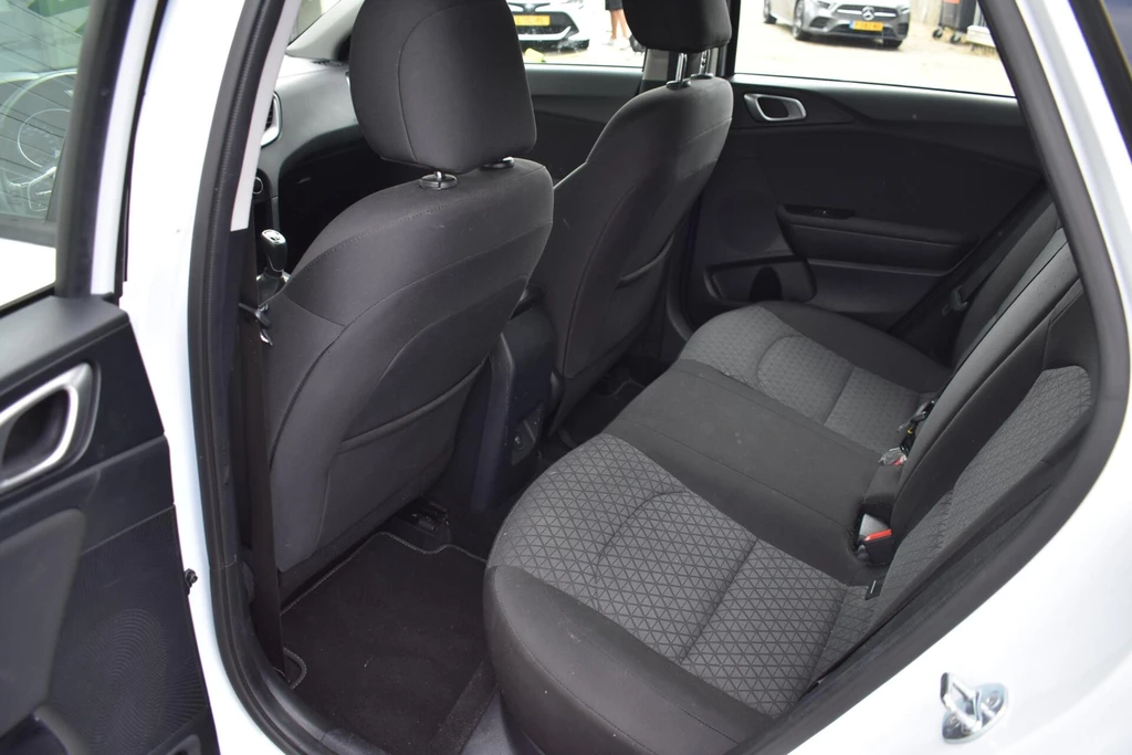 Kia cee'd – foto 13