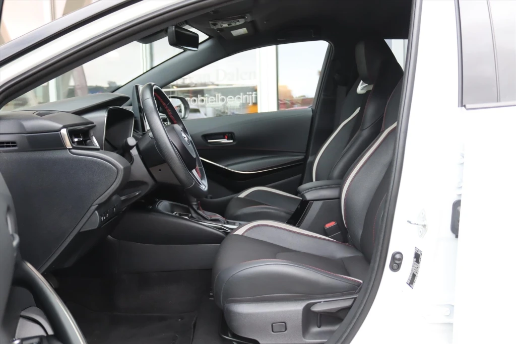 Toyota Corolla Touring Sports – foto 17