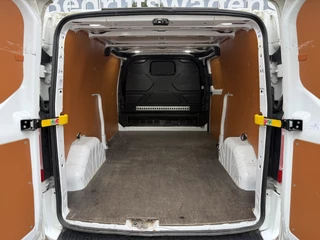 Ford Transit Custom – thumbnail 28