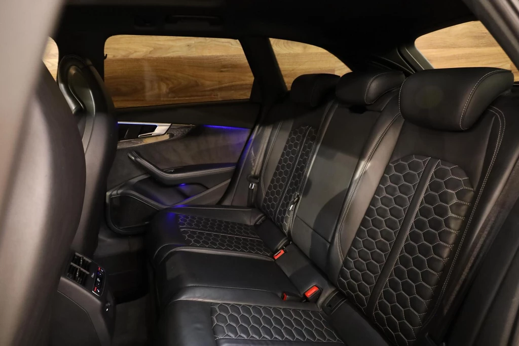 Audi RS4 – foto 14