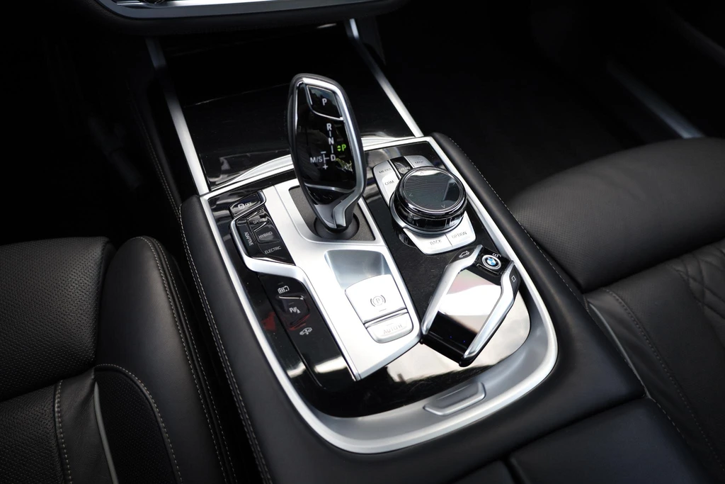 BMW 7 Serie – foto 24