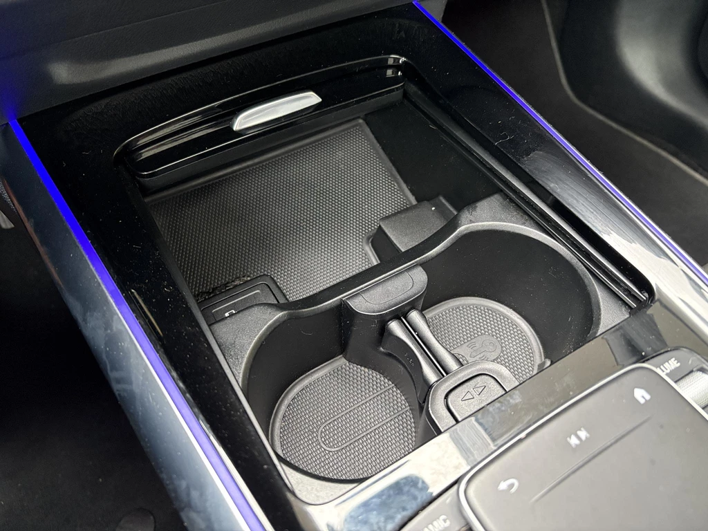 Mercedes-Benz EQA – foto 40