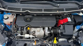 Ford Transit Courier – thumbnail 18