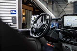 Ford Transit Custom – thumbnail 13
