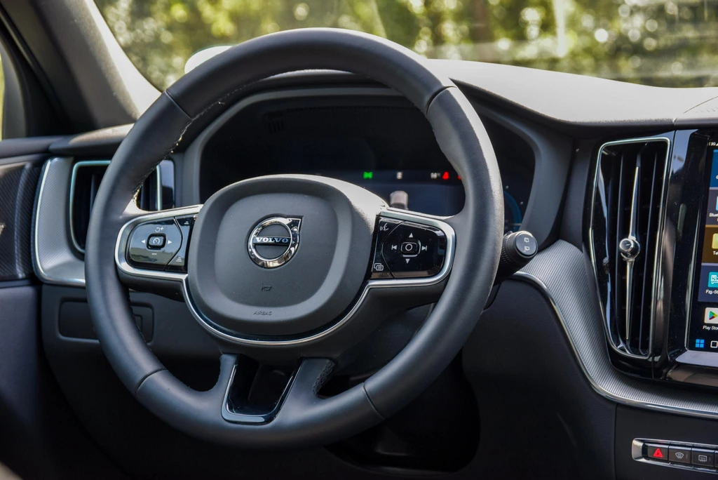 Volvo XC60 – foto 21