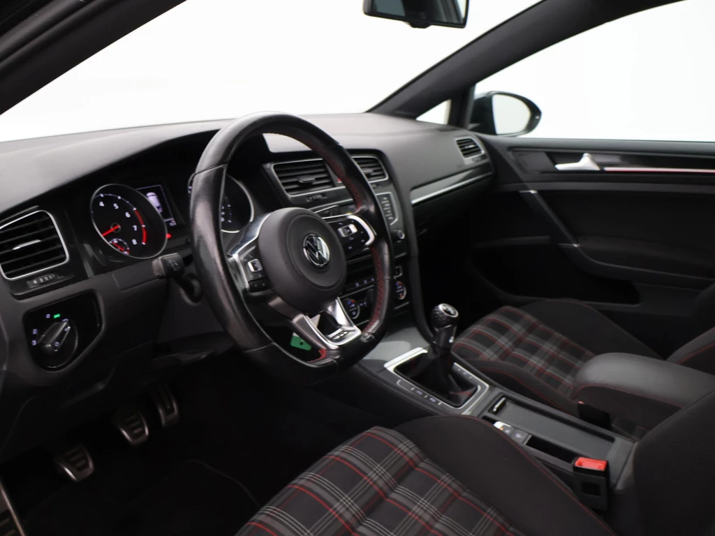 Volkswagen Golf – foto 27