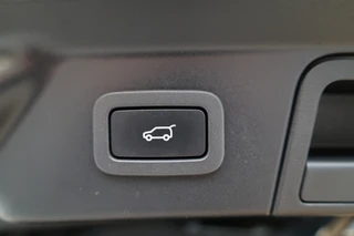 Land Rover Range Rover Velar – thumbnail 54