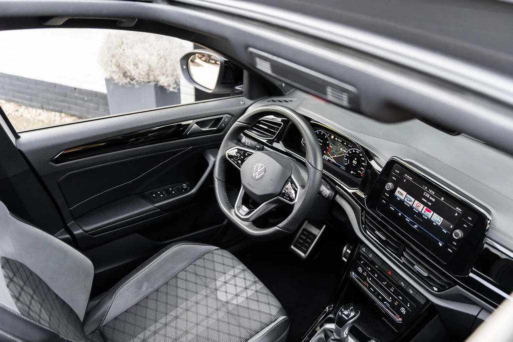 Volkswagen T-Roc – foto 11