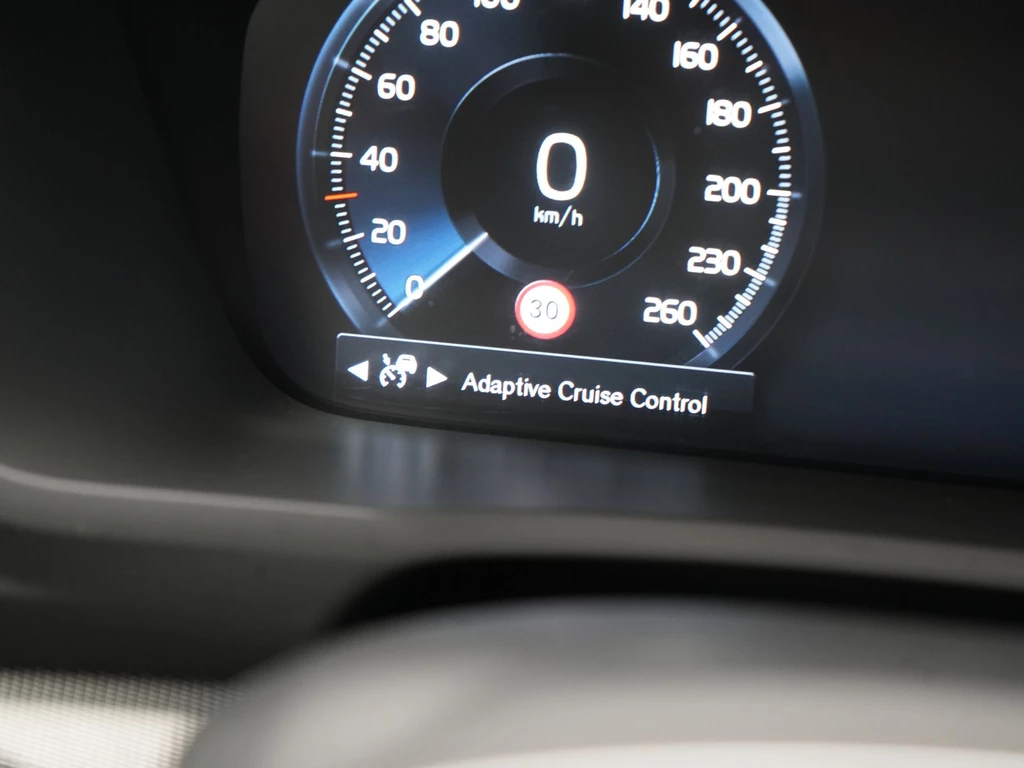 Volvo XC90 – foto 26