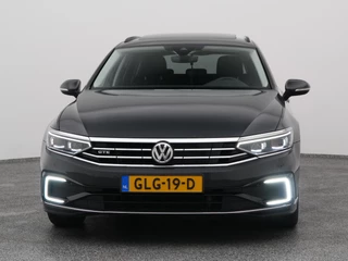 Volkswagen Passat – thumbnail 17