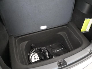 Tesla Model Y – thumbnail 19