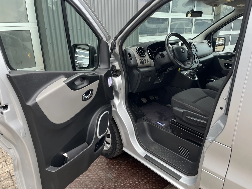 Renault Trafic – foto 10