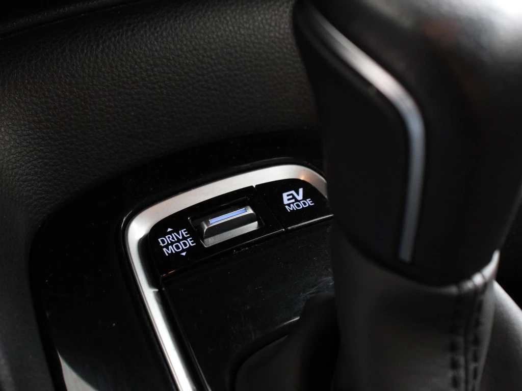 Toyota Corolla Touring Sports – foto 31