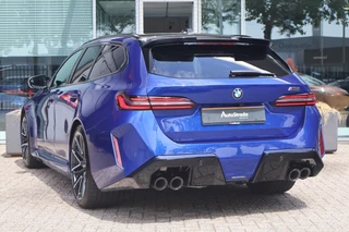 BMW M5 – thumbnail 5