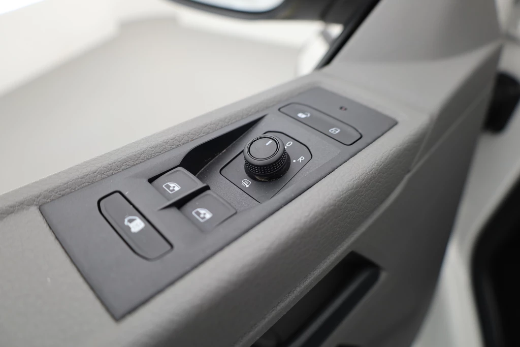 Volkswagen Transporter – foto 11