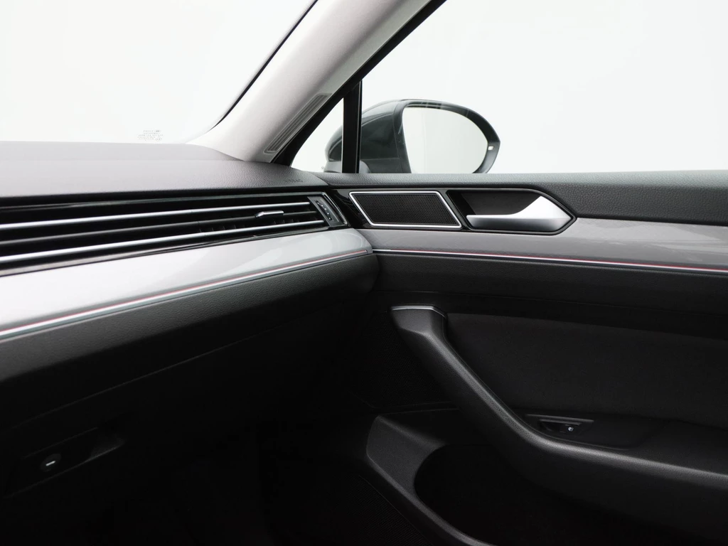 Volkswagen Passat – foto 31