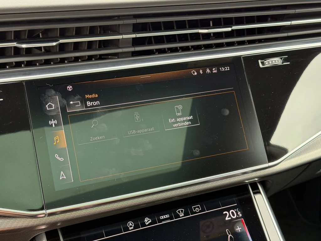 Audi RSQ8 – foto 47