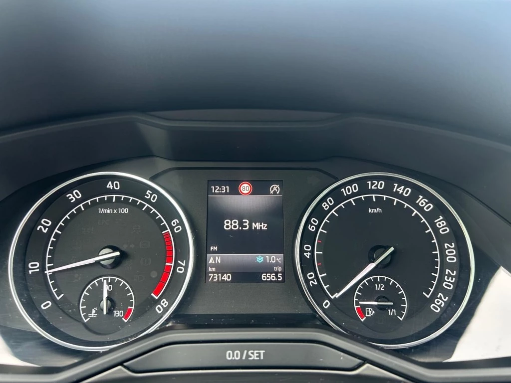 Škoda Superb – foto 15