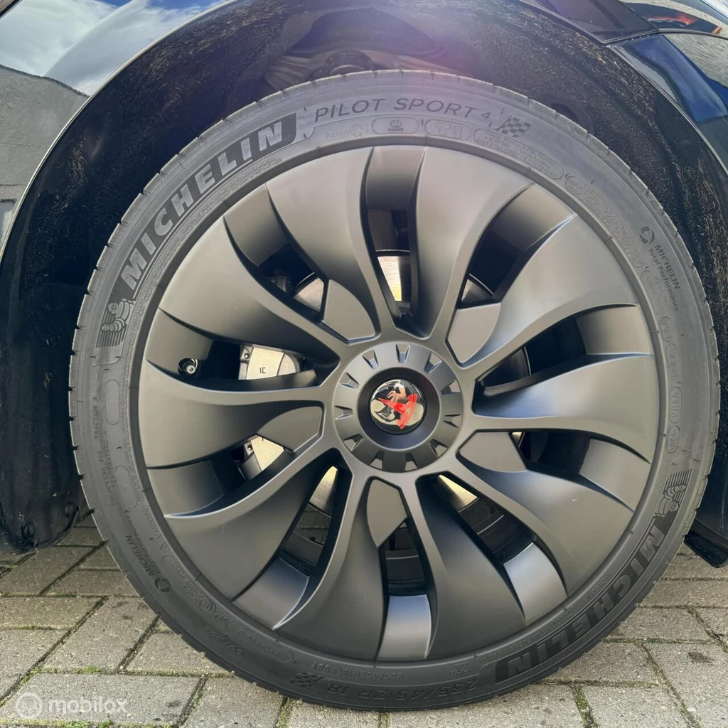 Tesla Model 3 – foto 21