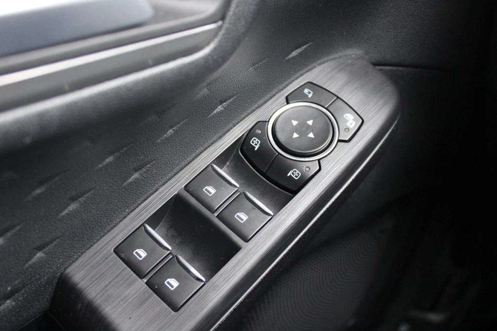 Ford Kuga – foto 10