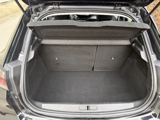 Peugeot 208 – thumbnail 23