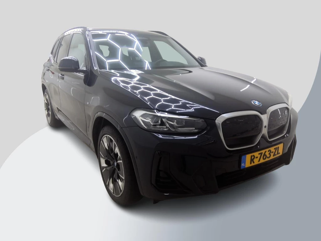 BMW iX3 – foto 4