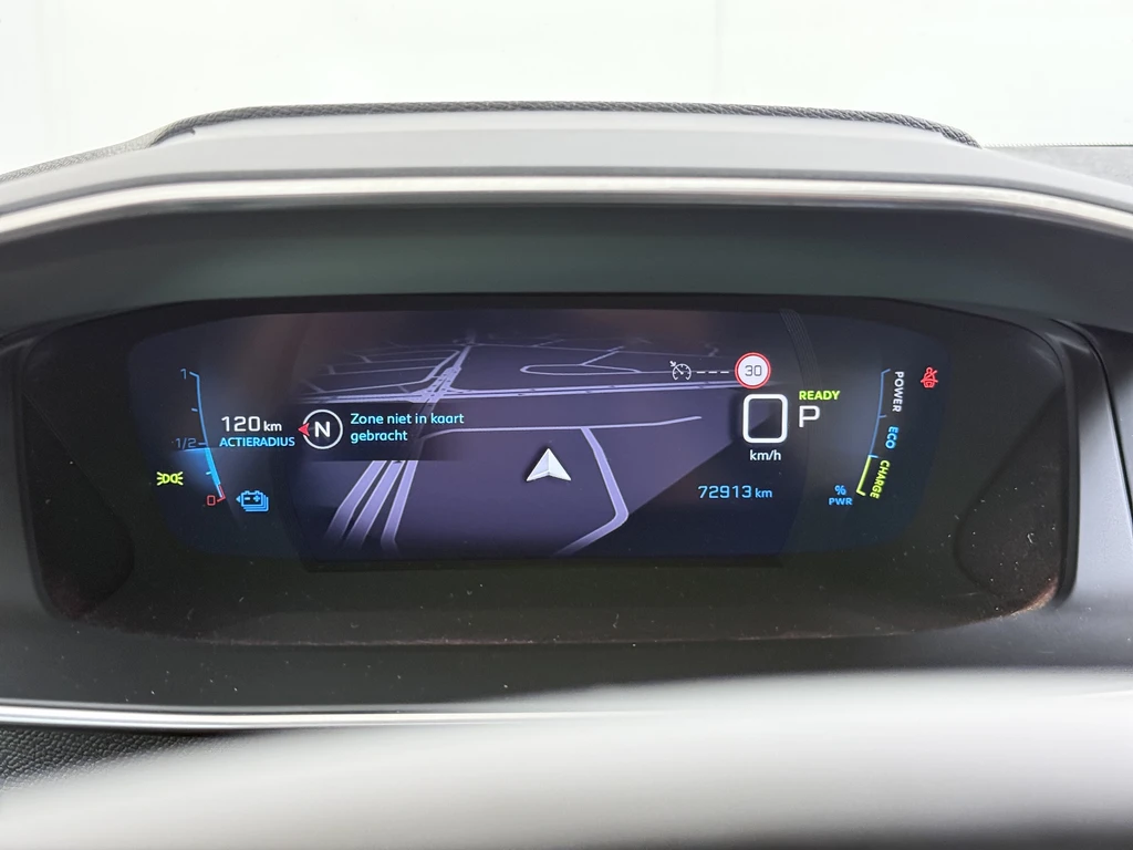 Peugeot e-208 – foto 18