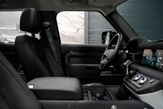 Land Rover Defender – thumbnail 27