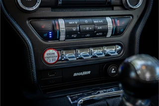 Ford Mustang – thumbnail 25