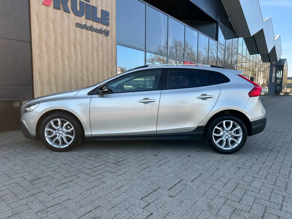 Volvo V40 – foto 2