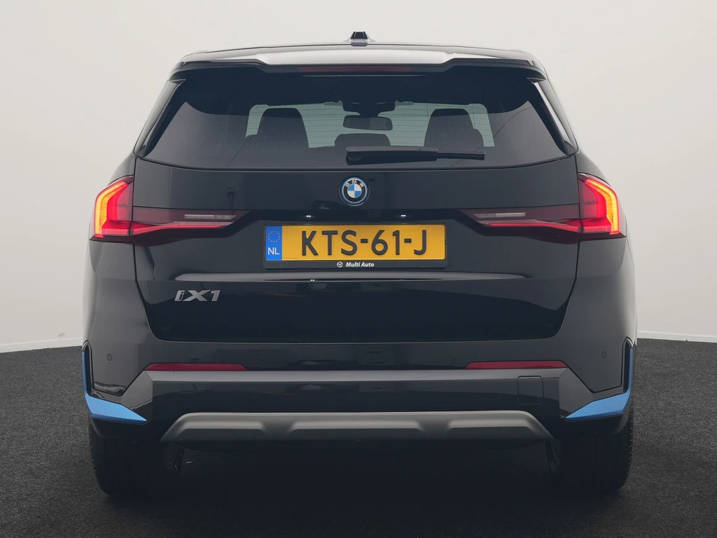 BMW iX1 – foto 5