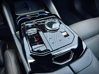 BMW i5 – thumbnail 38