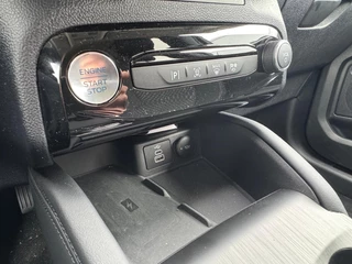 Ford Kuga – thumbnail 18