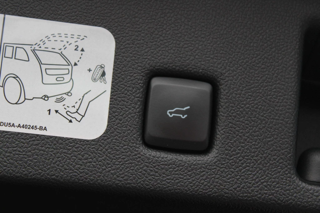 Ford Kuga – foto 31