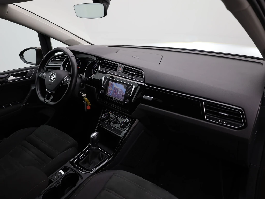 Volkswagen Touran – foto 33