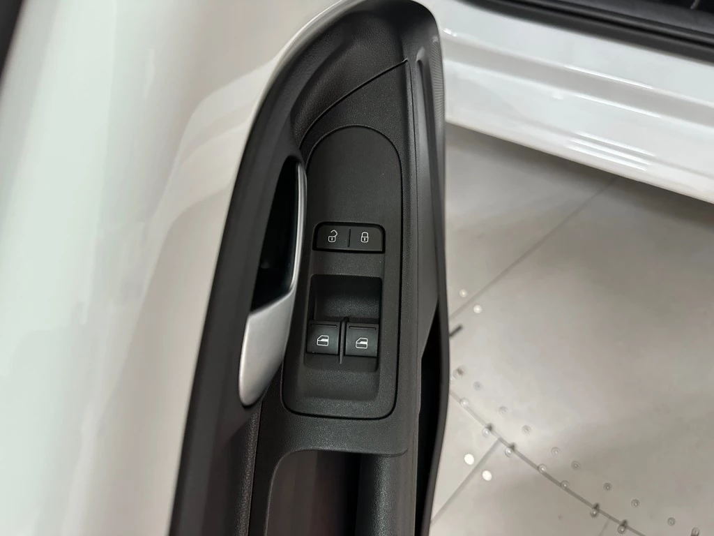 Volkswagen up! – foto 26