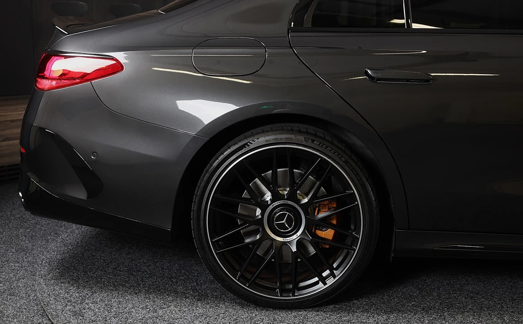 Mercedes-Benz E-Klasse – foto 59