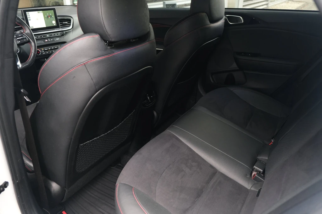 Kia ProCeed – foto 12