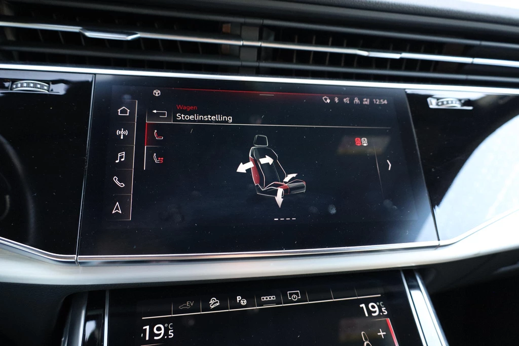 Audi Q8 – foto 19