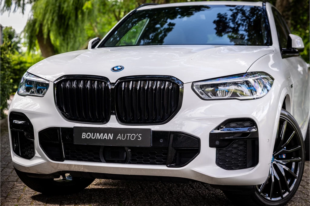 BMW X5 – foto 2