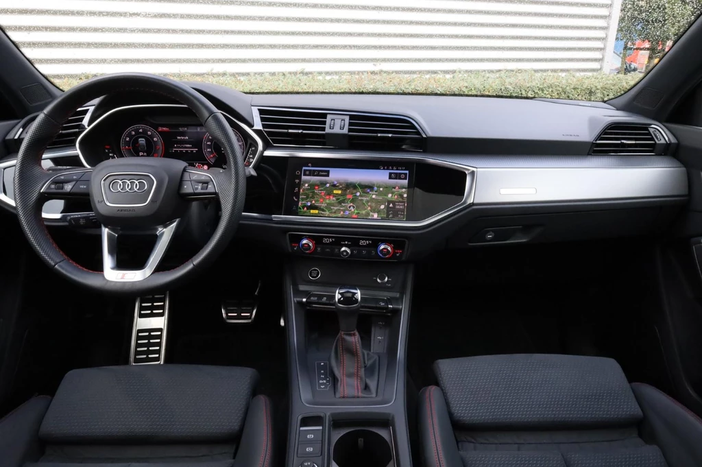Audi Q3 – foto 18