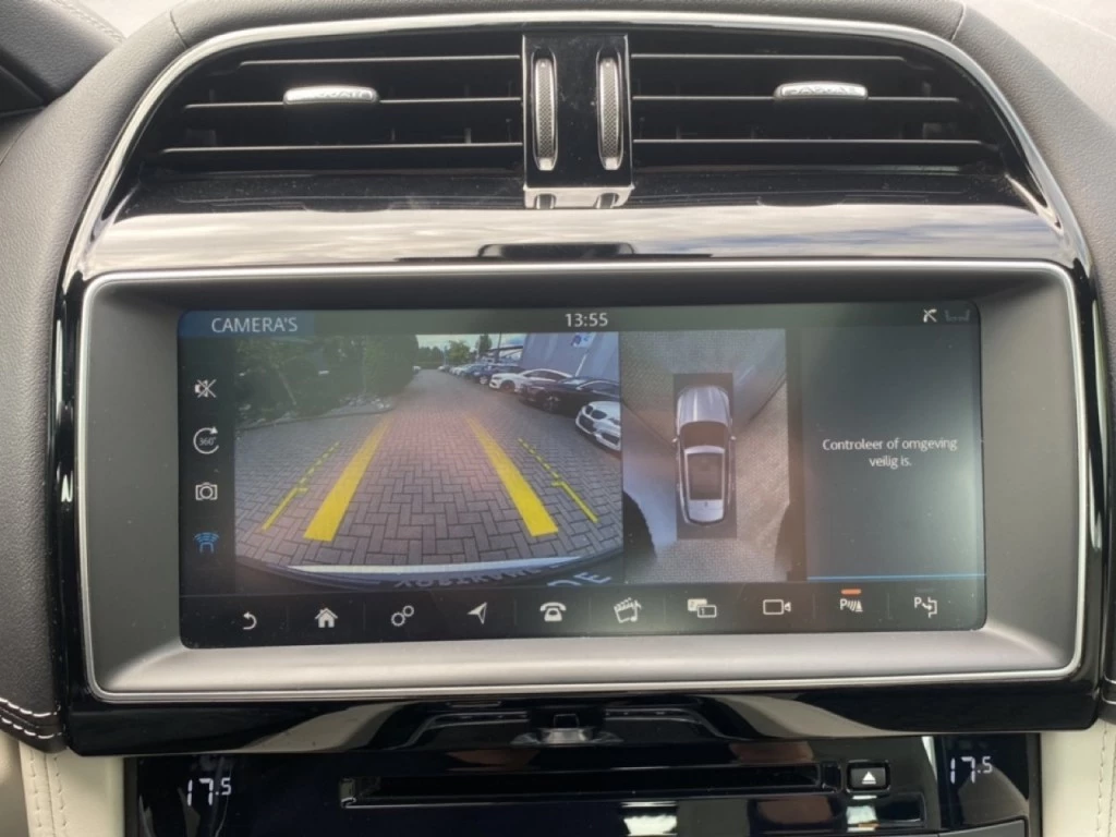 Jaguar F-PACE – foto 24